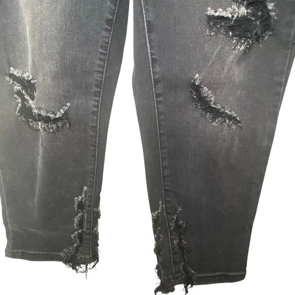 Judy Blue Skinny Fit Capri Distress High Waist Size 9/29 - Picture 3 of 8